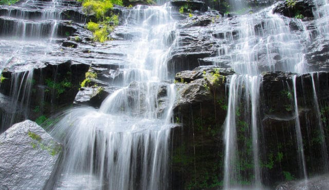 picture of issaqueena falls