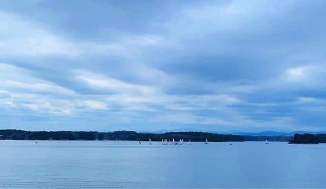 photo of Lake Keowee
