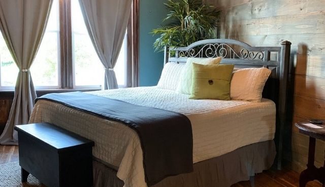 photo of bed in the Chattooga Studio Loft Over Main