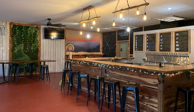 photo inside Hop Twenty Five Brewery