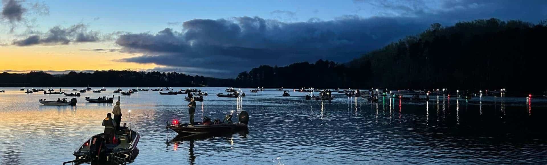 photo of boats on Lake Hartwell