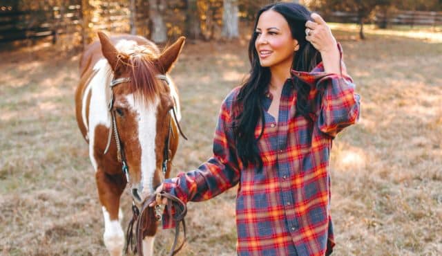 image of Sara Evans
